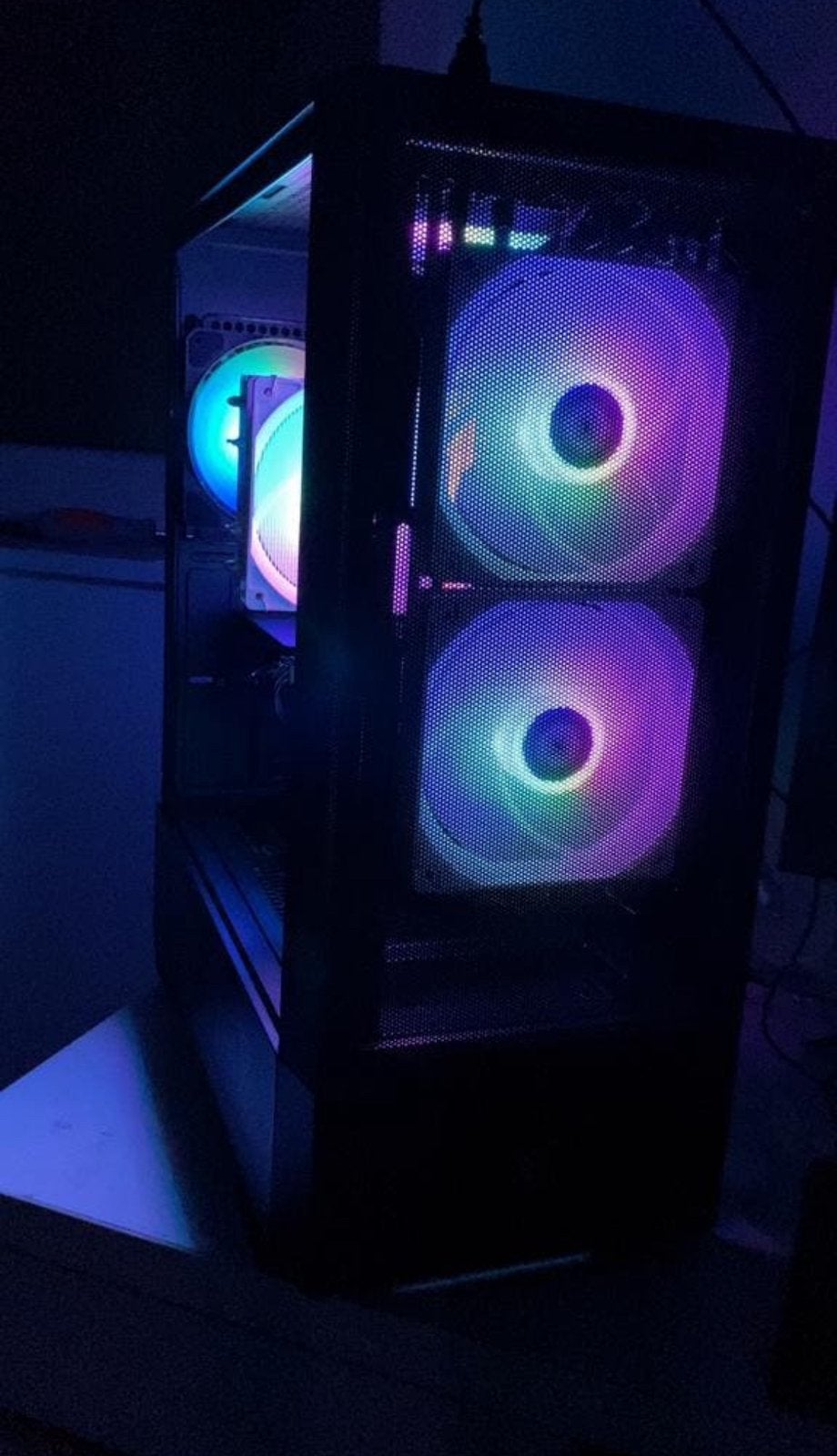 PC GAMER + ECRAN 240HZ + Clavier souris, Computers en Software, Desktop Pc's, Zo goed als nieuw, 4 Ghz of meer, SSD, 64 GB of meer