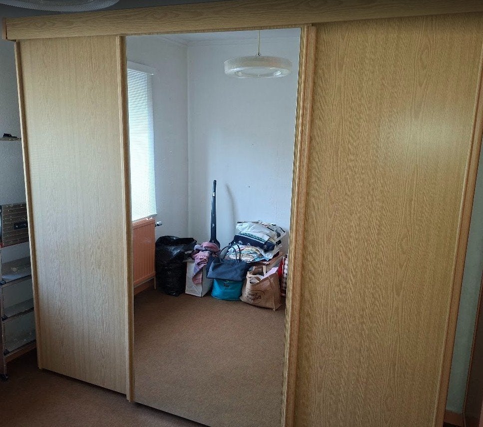 Grande armoire-penderie avec portes coulissantes, Maison & Meubles, Avec porte(s), 200 cm ou plus, Armoire, Enlèvement