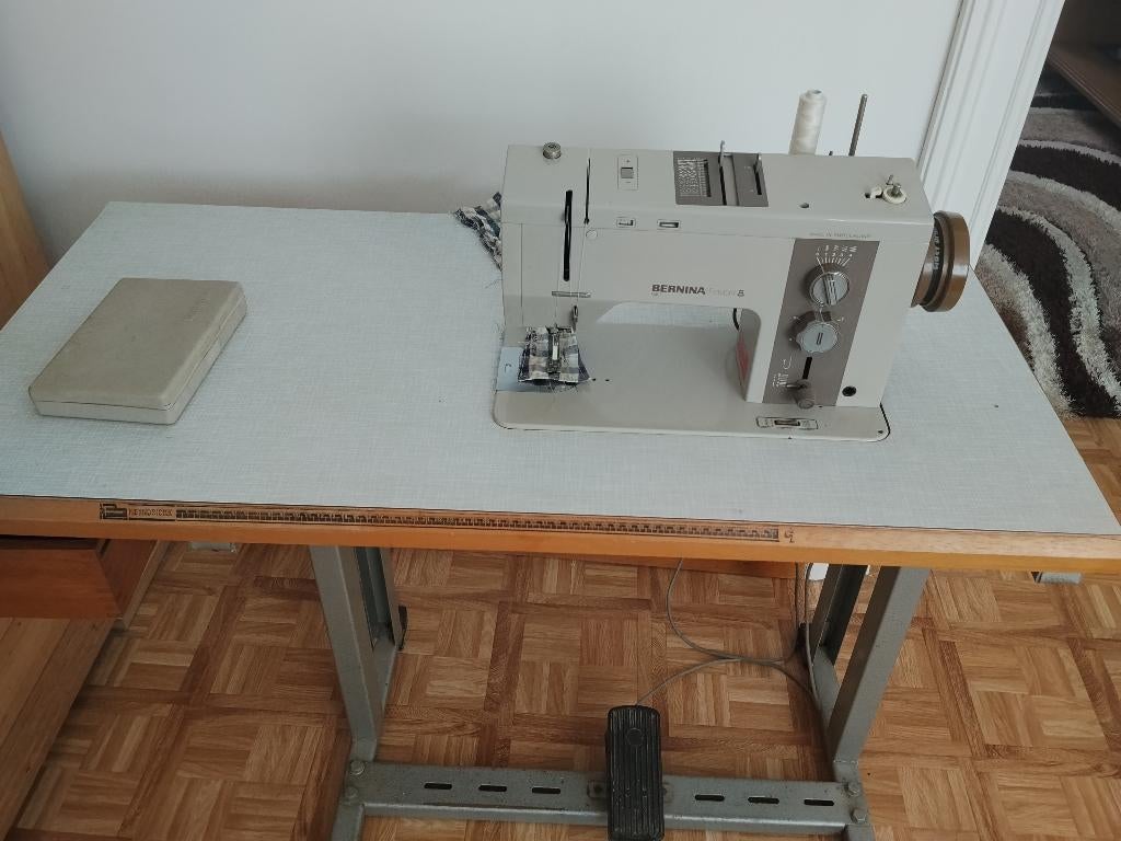 Machine à coudre Bernina, Enlèvement, Utilisé, Machine à coudre, Bernina