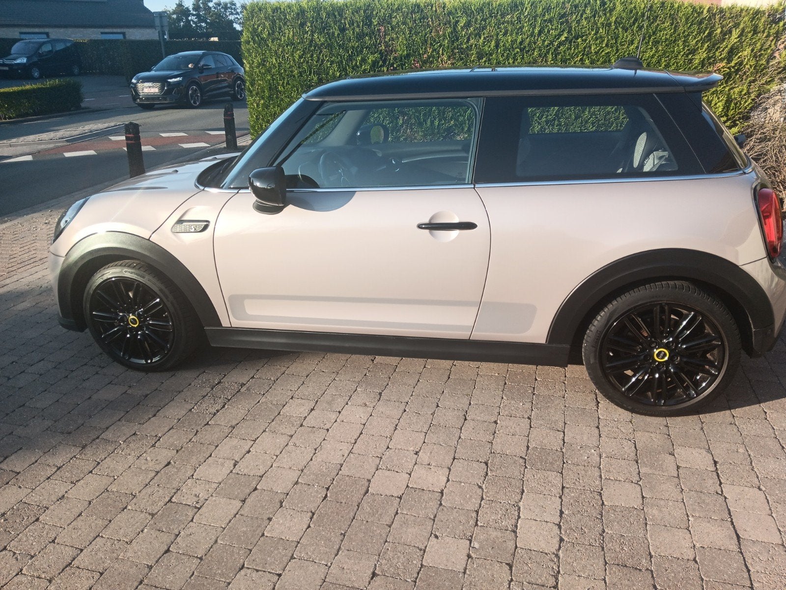 Mini cooper se 2022 38000 km, Autos, Achat, Automatique, Particulier, Brun