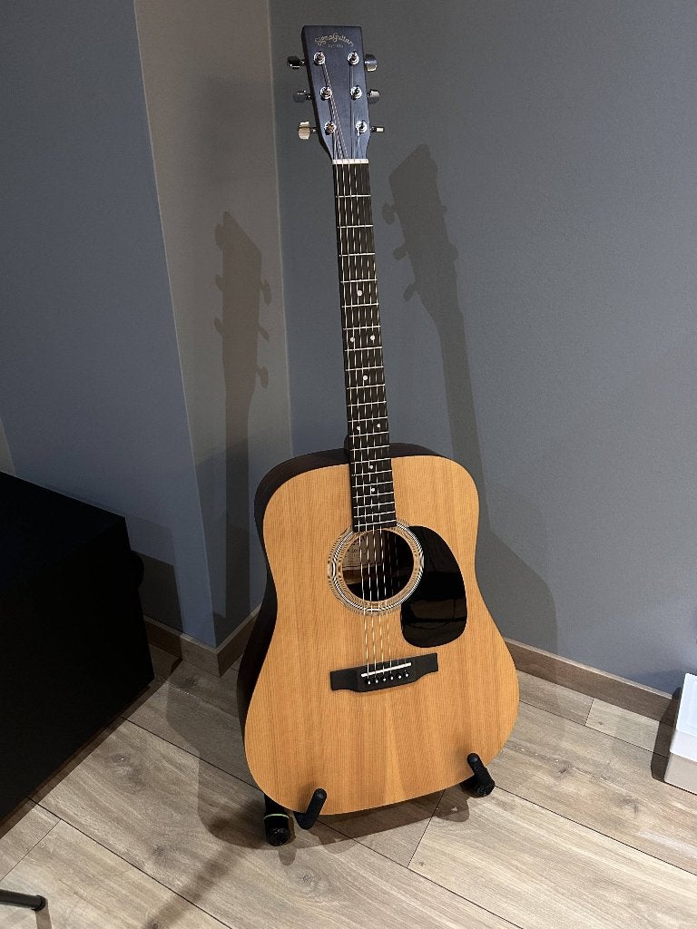 Sigma DM-ST+ Dreadnought Akoestische gitaar + accesoires, Muziek en Instrumenten, Ophalen of Verzenden, Zo goed als nieuw, Western- of Steelstringgitaar