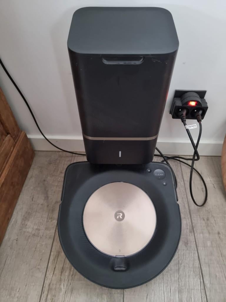 i robot roomba S9+, Enlèvement, Utilisé, Aspirateur