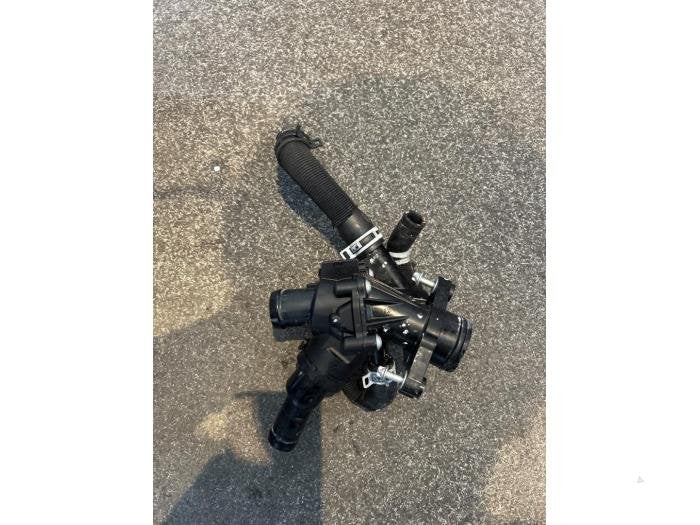 Boîtier thermostat d'un Mercedes A-Klasse, -, 3 mois de garantie, Utilisé, -