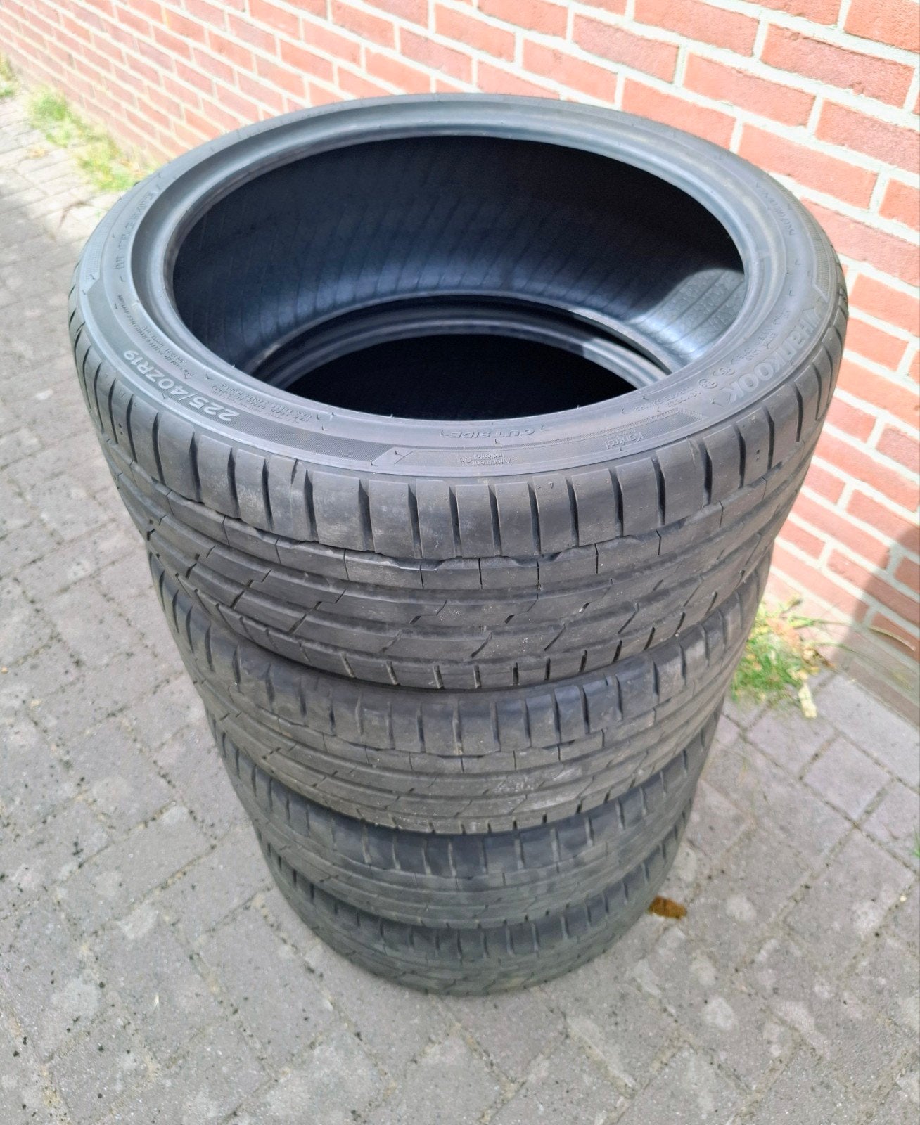 Pneus Hankook 225/40R19, Véhicule de tourisme, Pneus été, Pneu(s), Utilisé