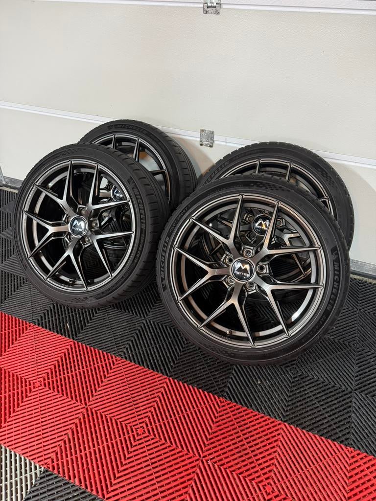 Motec MCR4 5x112 18 pouces Michelin Pilot Sport 5, Enlèvement, 18 pouces, Pneu(s)