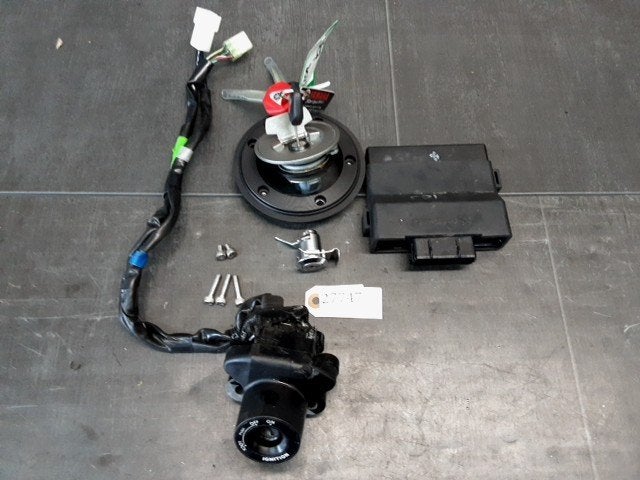 R7 2022 - 2024 Yamaha Slot Slotenset D1-62154