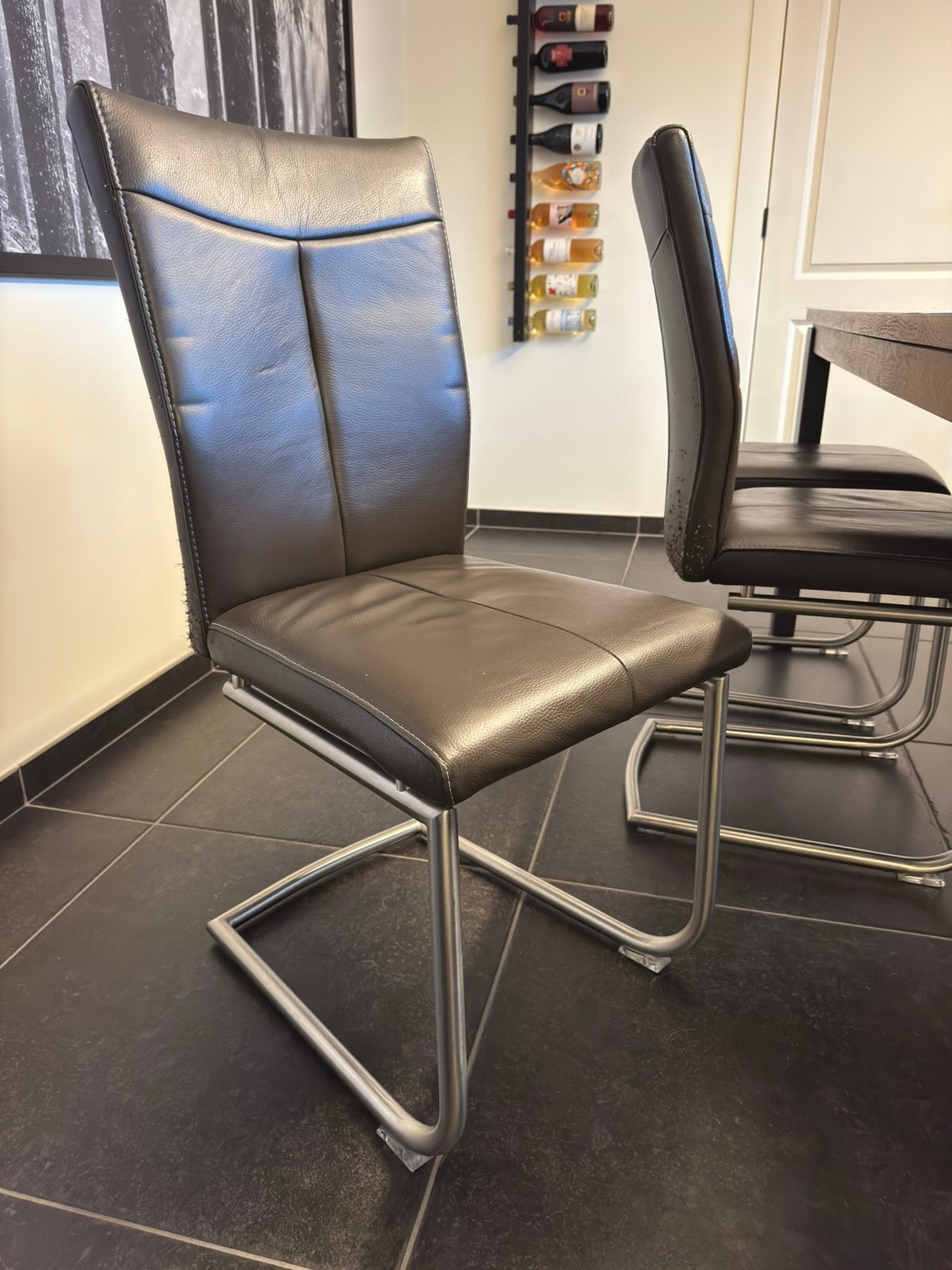 Zes stoelen bruin leder, stalen poot, Huis en Inrichting, Ophalen, Gebruikt, Bruin, Leer