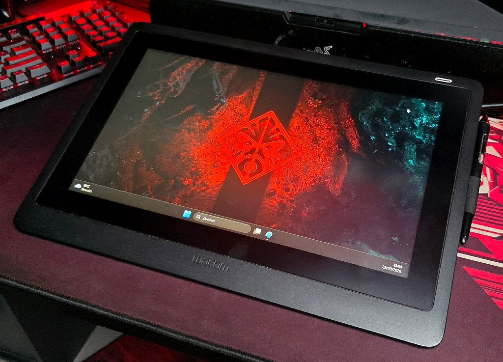 Wacom Cintiq 16 DTK-1660 + Pro Pen 2 | Zeer weinig gebruikt, Ophalen, Zo goed als nieuw, Bedraad, Wacom