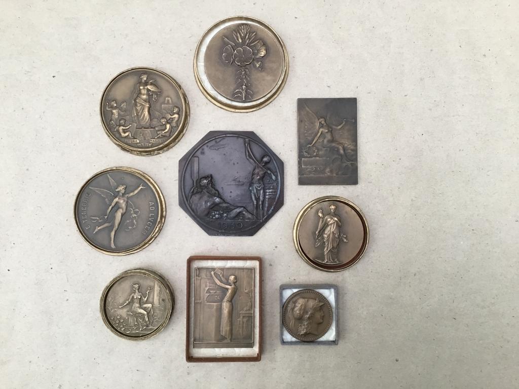 Lot van 9 medailles in brons, Ophalen of Verzenden, Brons