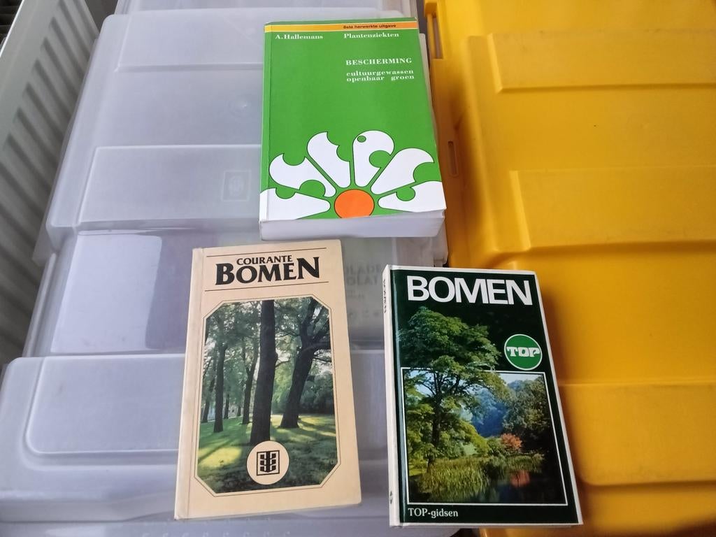 Bomen en Bescherming Cultuurgewassen, Ophalen of Verzenden, Gelezen