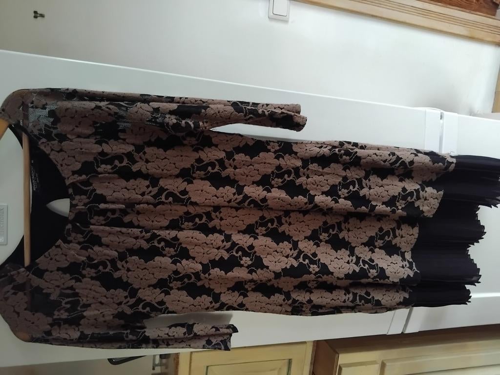 Kleedje, Ophalen, Maat 46/48 (XL) of groter