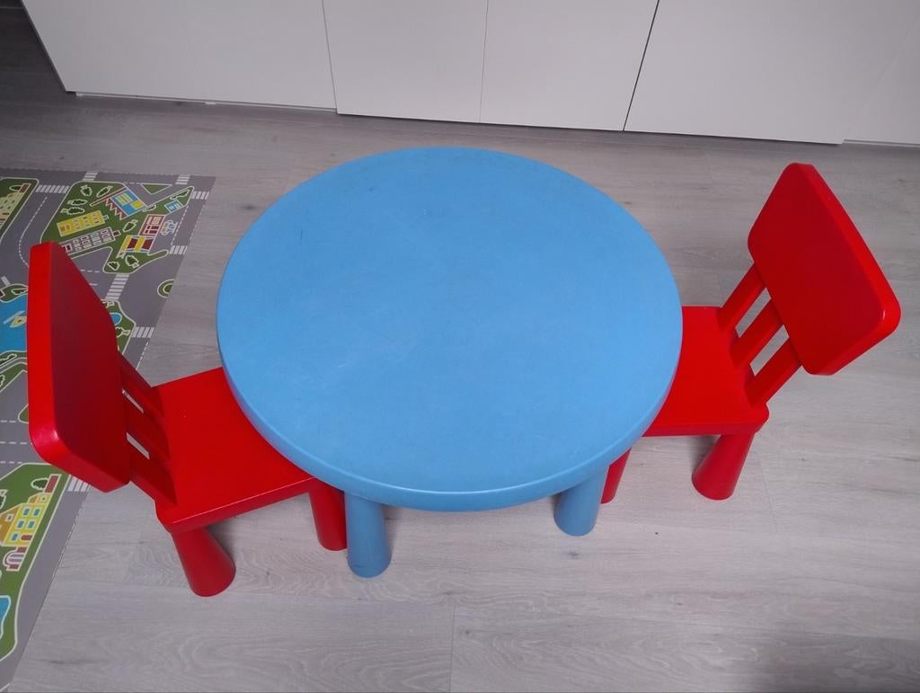 Kindertafel + 2 stoeltjes Mamut, Kinderen en Baby's, Ophalen, Gebruikt