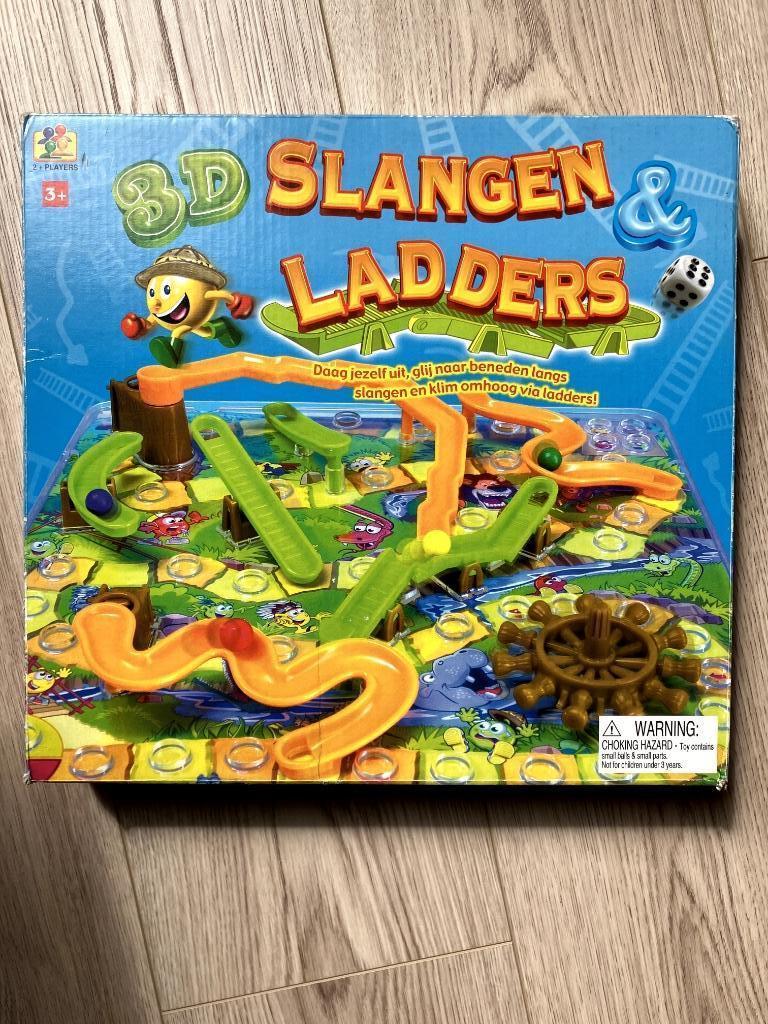 gezelschapsspel slangen en ladders, Hobby en Vrije tijd, Gezelschapsspellen | Bordspellen, Drie of vier spelers, Ophalen, Zo goed als nieuw