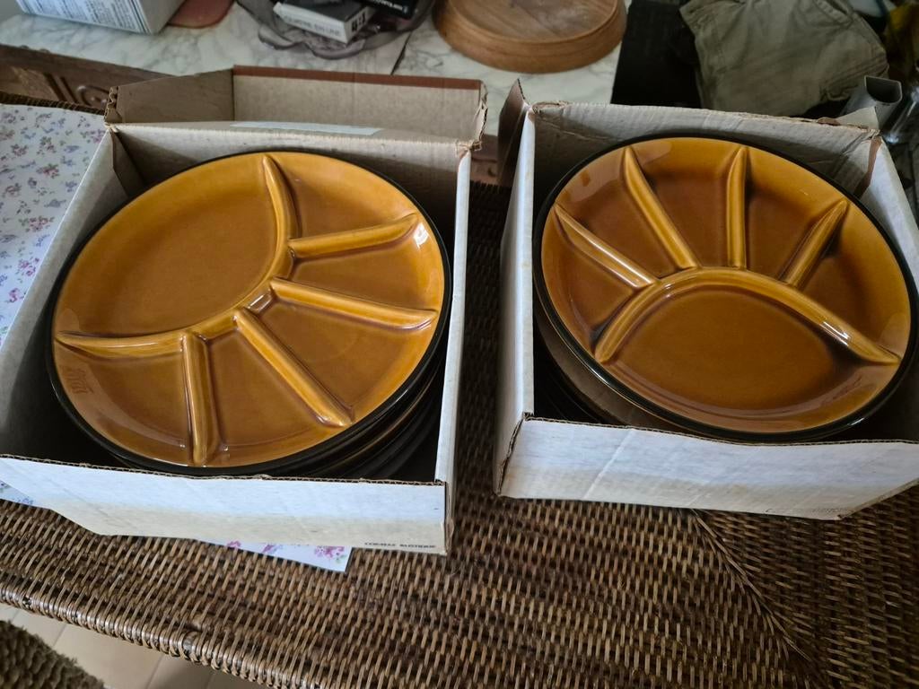 Vintage Franse fondue borden in nieuwe staat 12 st, Enlèvement