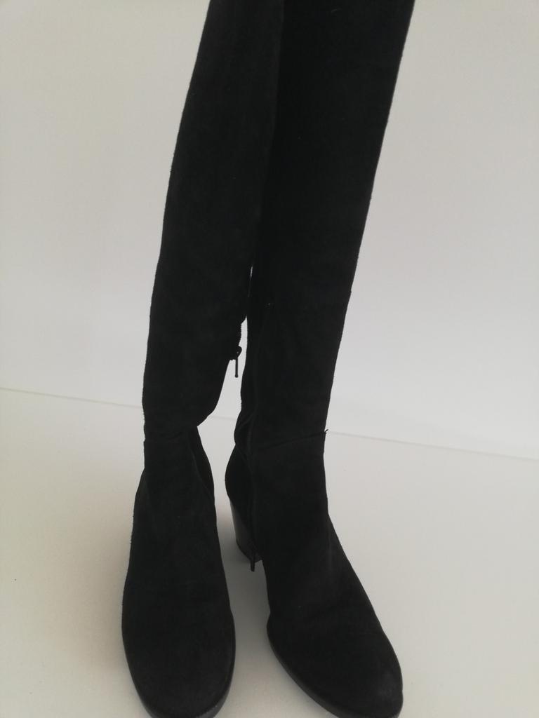 Zwarte daim laarzen, mt 38, merk Vero Guoio, Enlèvement, Comme neuf, Noir