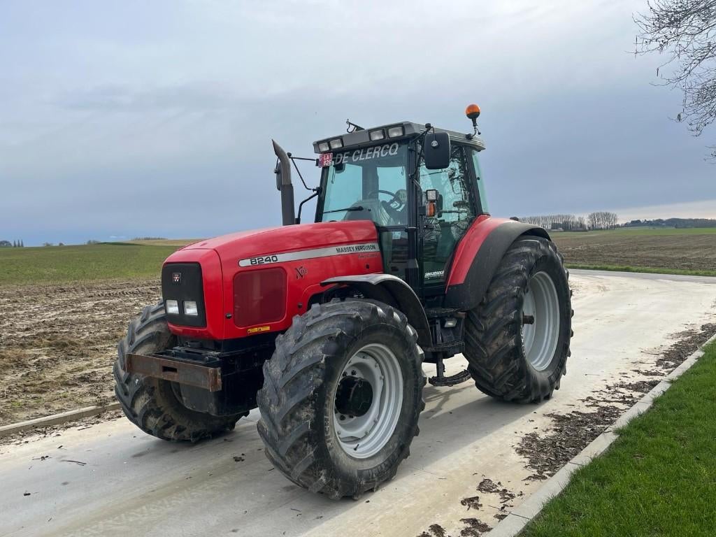Massey Ferguson 8240, Zakelijke goederen, Ophalen of Verzenden, Gebruikt, 120 tot 160 Pk, Massey Ferguson