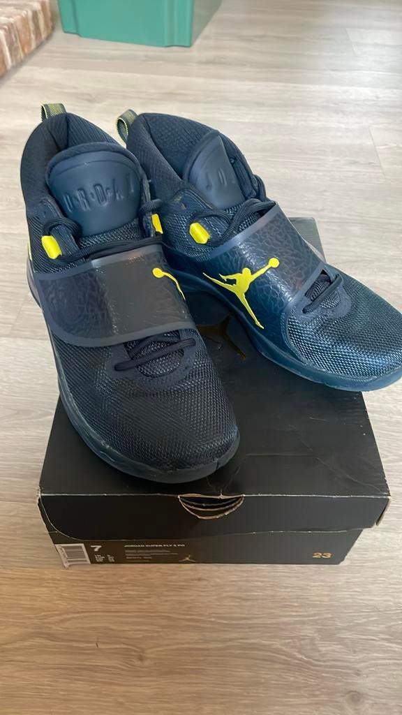 Jordan Super Fly 5 PO maat 40, Ophalen of Verzenden, Gebruikt, Schoenen