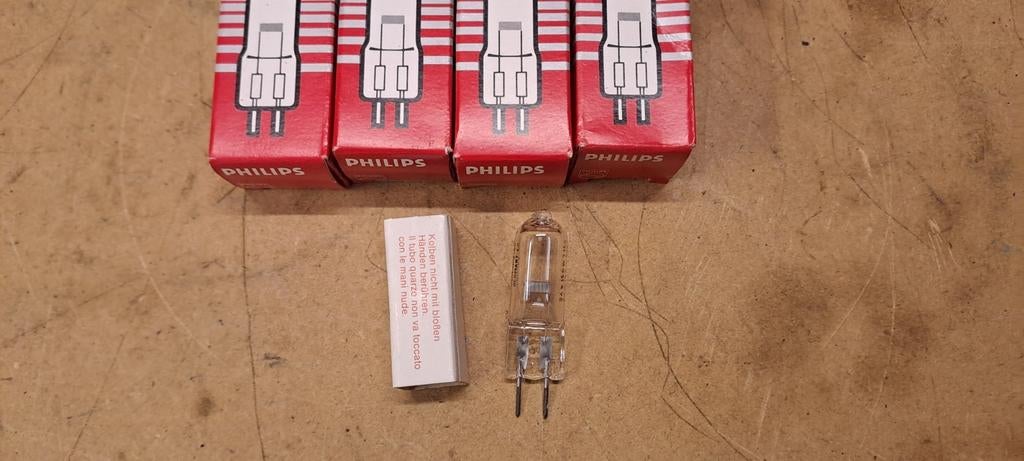 Halogeen lampen Philips 24v. 150w.7158 FCS, Ophalen of Verzenden, Zo goed als nieuw, Philips
