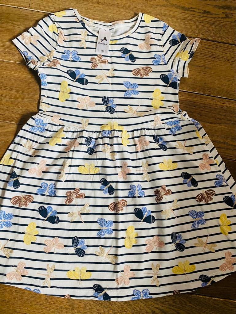 Robe C&A taille 110, Enlèvement ou Envoi, Comme neuf, Fille, C&A