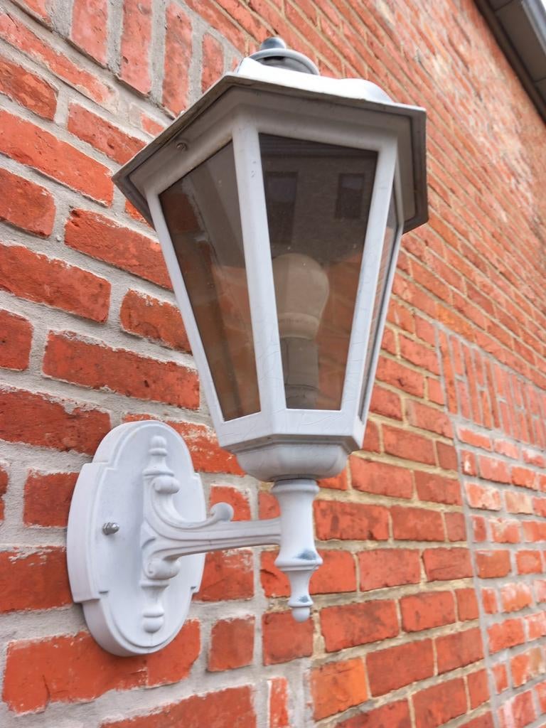 Te koop 2 muur lantaarns, Ophalen, Zo goed als nieuw, Aluminium