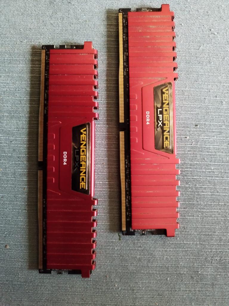 Corsaire 16Gb DDR4 (2x8gb), Computers en Software, DDR4, Ophalen of Verzenden, Zo goed als nieuw, Desktop