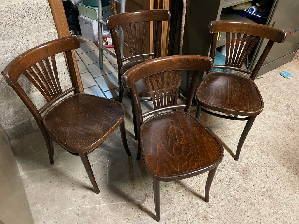 4 chaises en tres bon état, Enlèvement, Utilisé