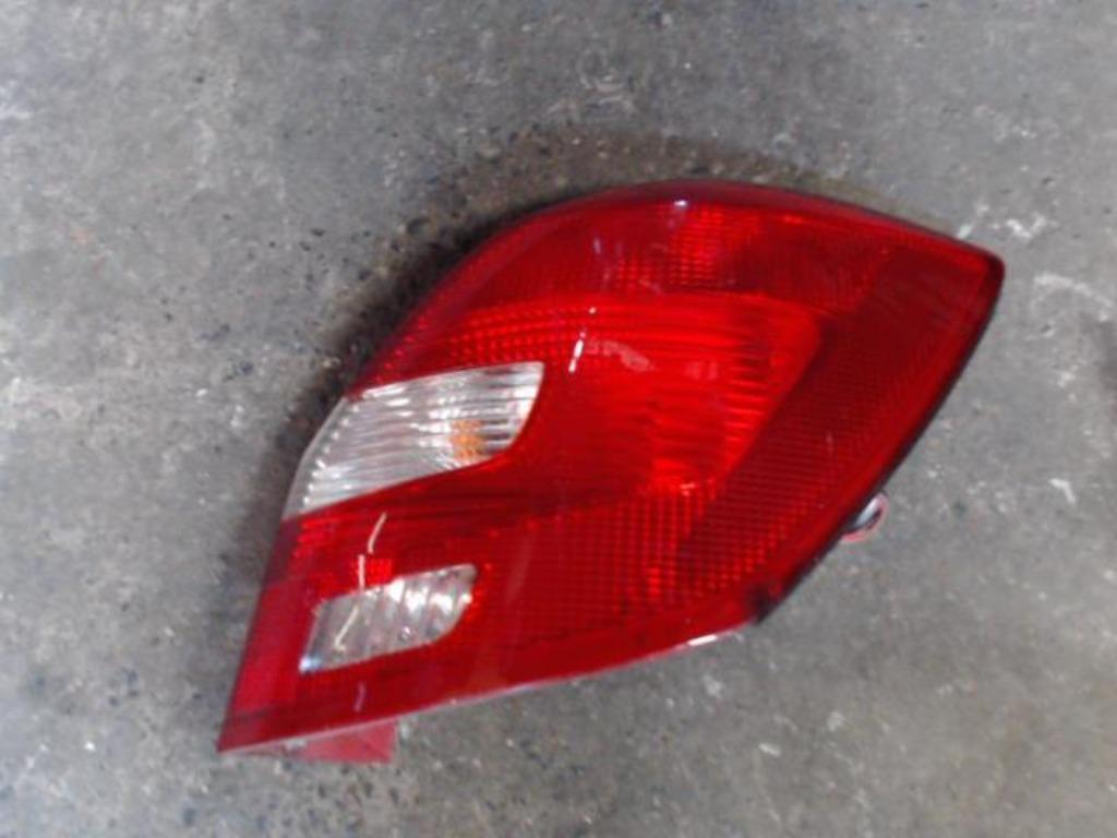 Feu arrière droit Skoda Fabia 2 2008-2010 LP/13892, Ophalen of Verzenden, Gebruikt, Skoda