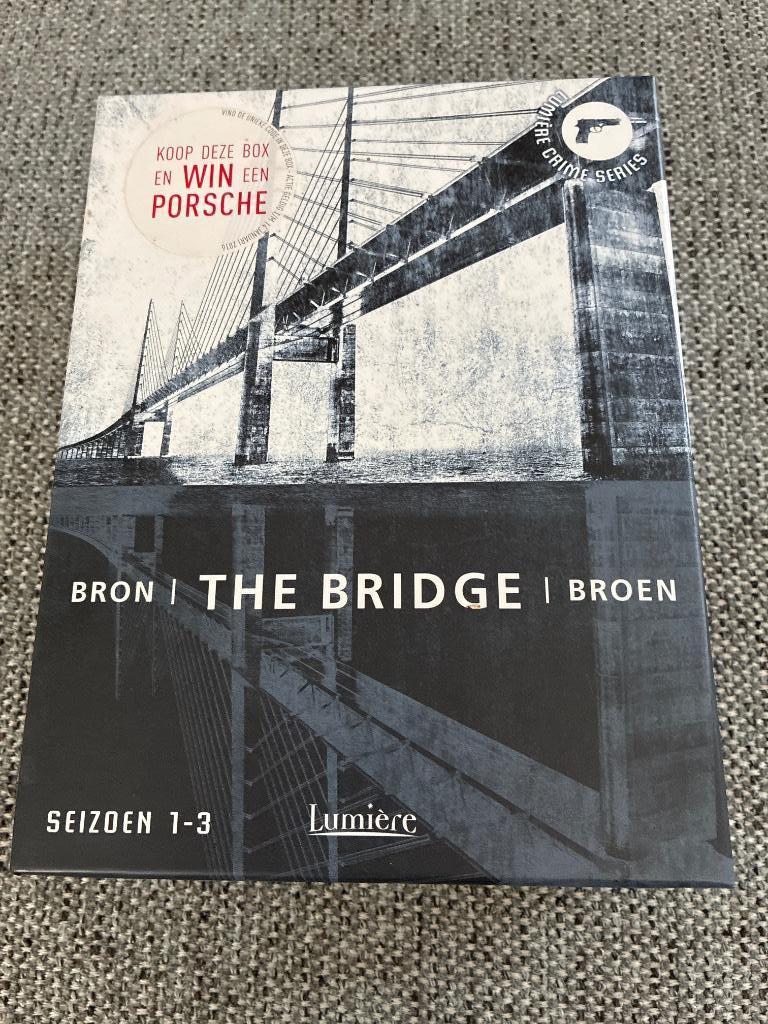 DVD-box The Bridge, À partir de 12 ans, Enlèvement ou Envoi, Comme neuf, Thriller