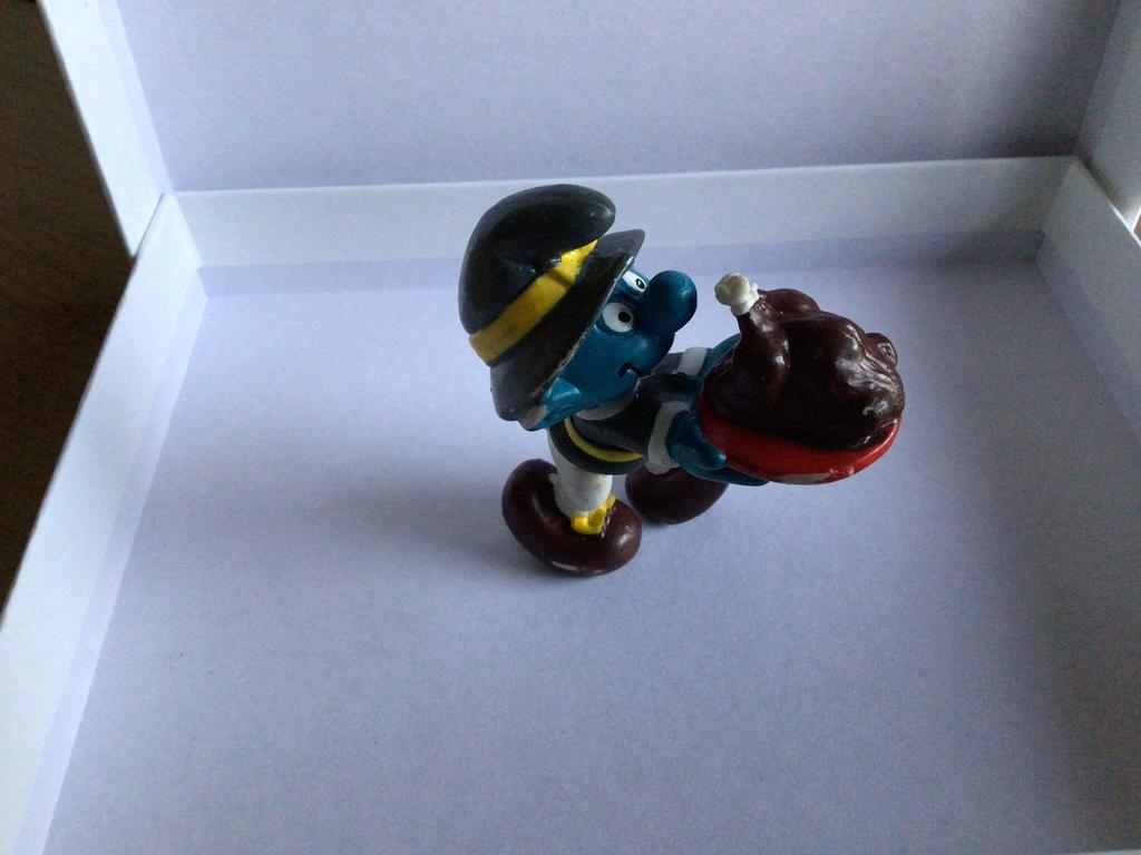 Schtroumpf de feu Schleich avec poulet rôti, Enlèvement ou Envoi, Utilisé