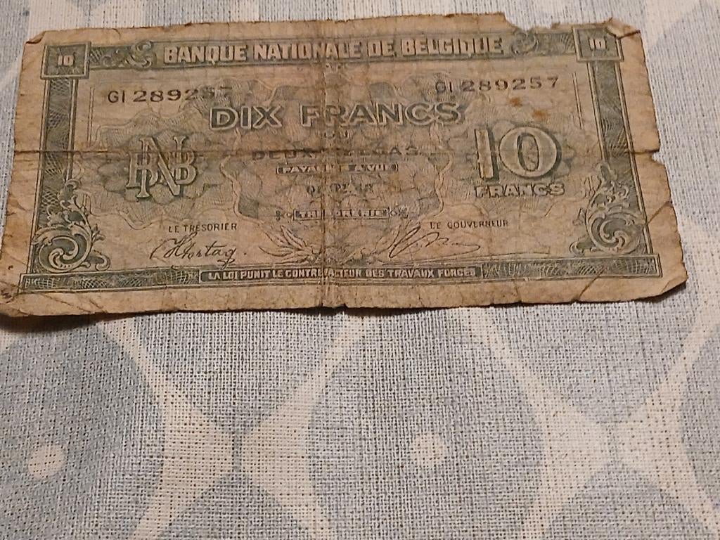 Bankbiljetten oude, Enlèvement, Billets de banque
