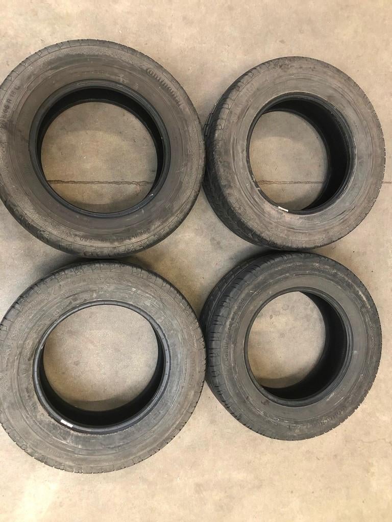 Continental 235/65 R16 C 115/113R, Auto-onderdelen, Banden en Velgen, Band(en), Zomerbanden, 16 inch, 235 mm, Bestelwagen, Gebruikt