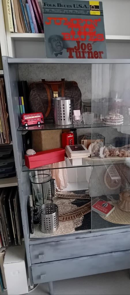 Vintage belle armoire avec vitres coulissantes 1950s 1960s, Enlèvement