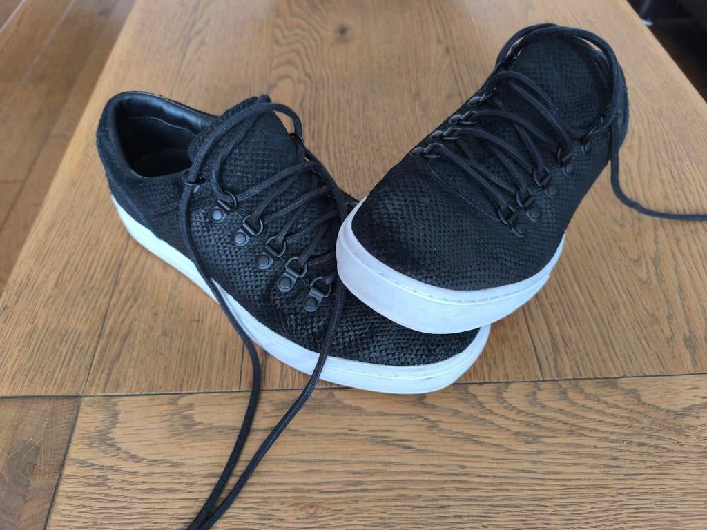 Timberland sneakers zwart maat 42 - slangenleer  motief-, Ophalen of Verzenden, Zo goed als nieuw, Zwart, Sneakers