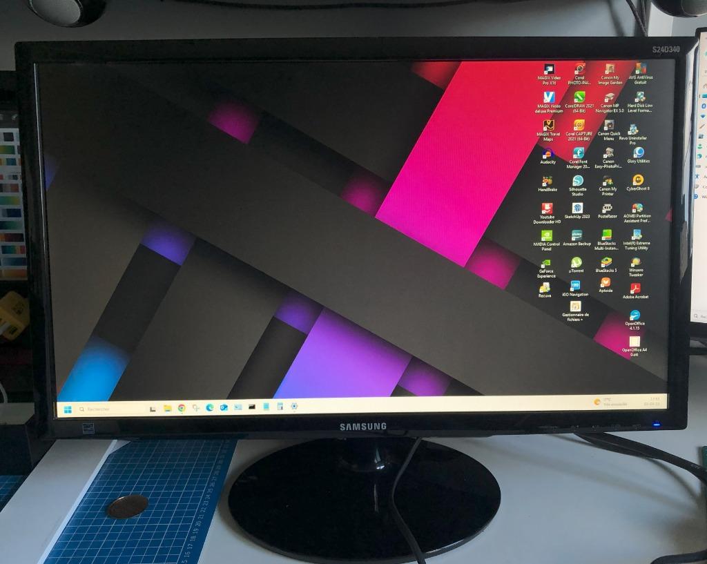 Samsung S24D340H PC-monitor, Computers en Software, Monitoren, Ophalen, HDMI, Full HD, Zo goed als nieuw