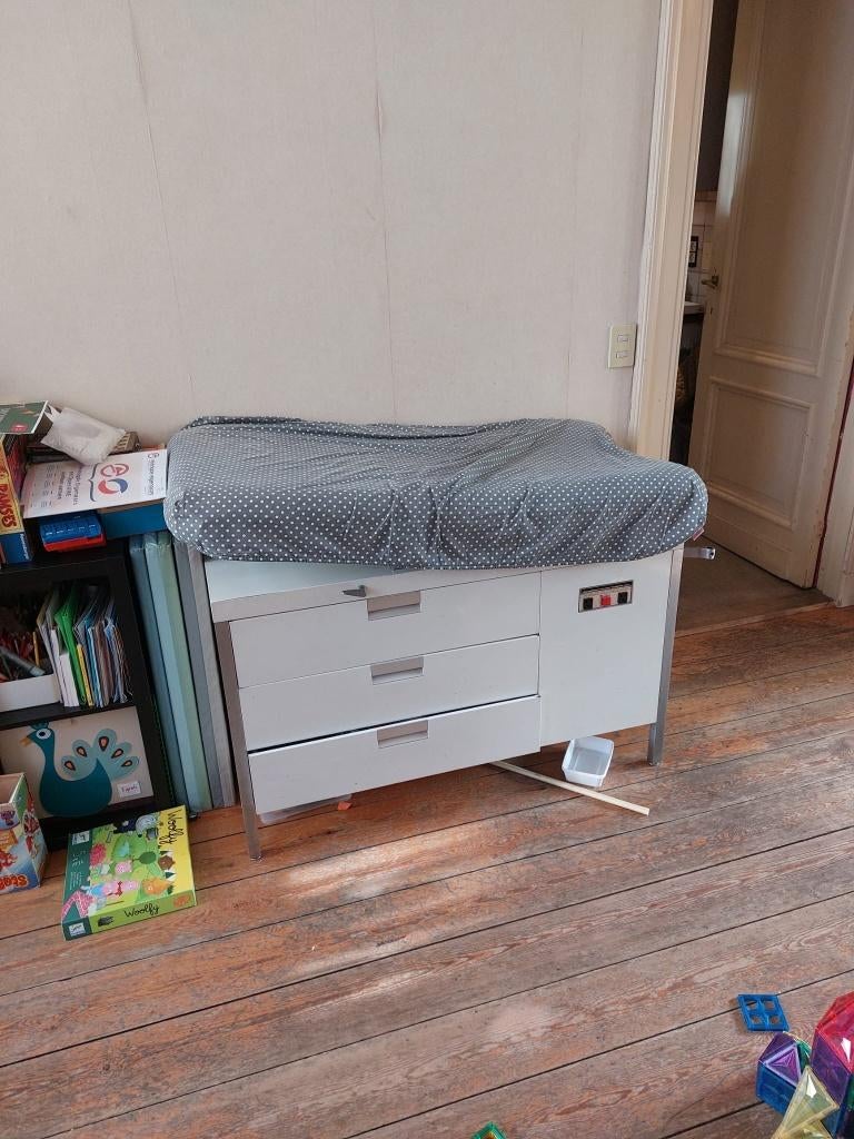"vintage" verschoningstafel/onderzoekstafel, Kinderen en Baby's, Ophalen, Gebruikt, Aankleedkussen, Overige merken
