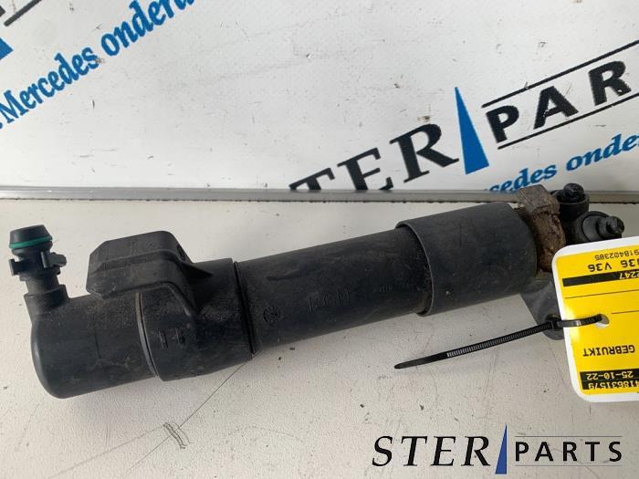 Koplamp Sproeier van een Mercedes E-Klasse, Ophalen of Verzenden, 3 maanden garantie, Gebruikt, Mercedes-Benz
