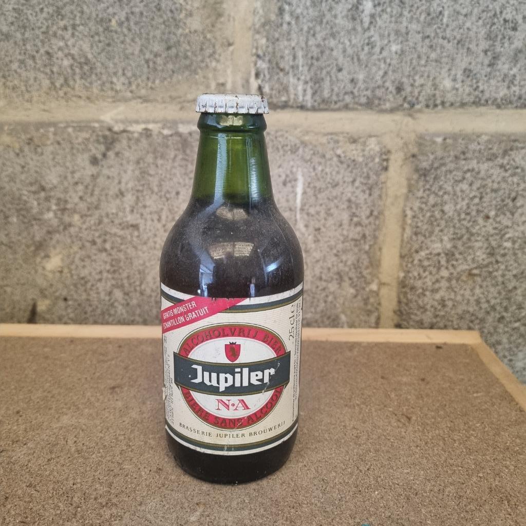 Bouteille de bière Jupiler N.A (modèle 1), Collections, Enlèvement ou Envoi, Utilisé, Bouteille(s), Jupiler