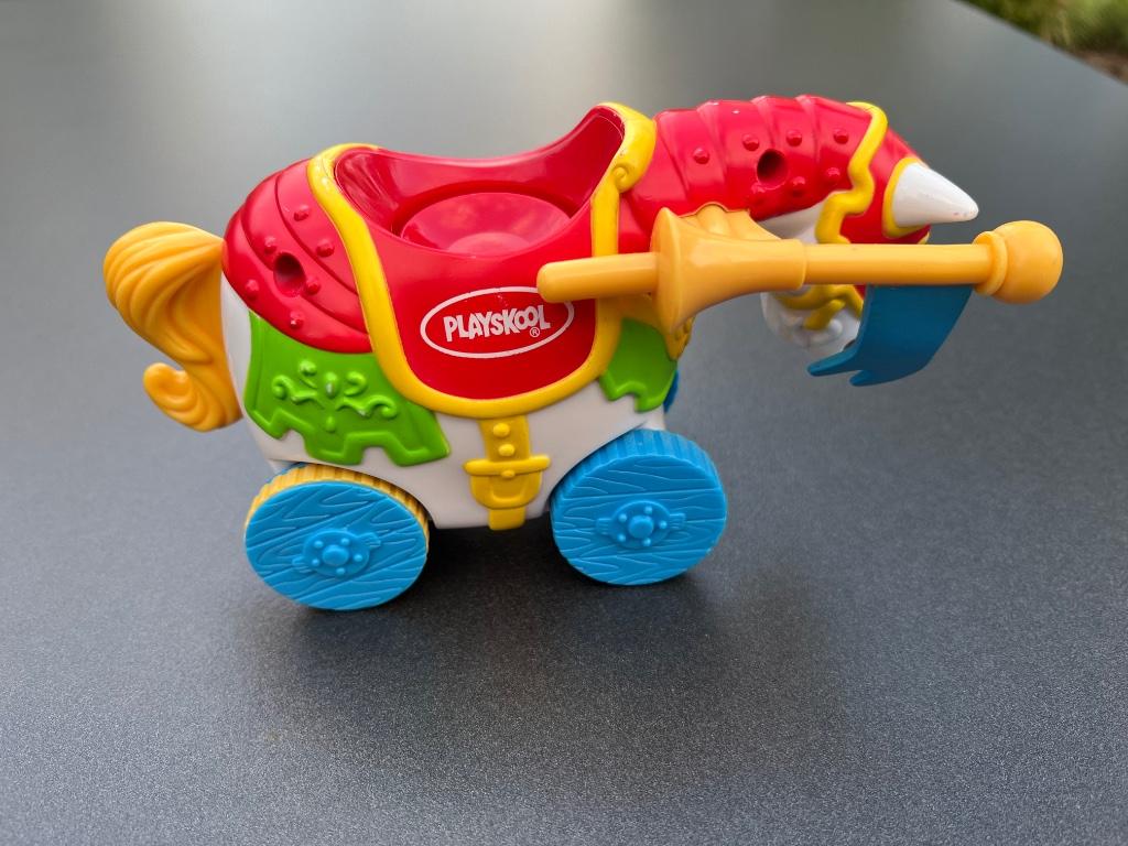 Jouet- un cheval de chevalier pour les batailles, Enfants & Bébés, Enlèvement ou Envoi, Utilisé