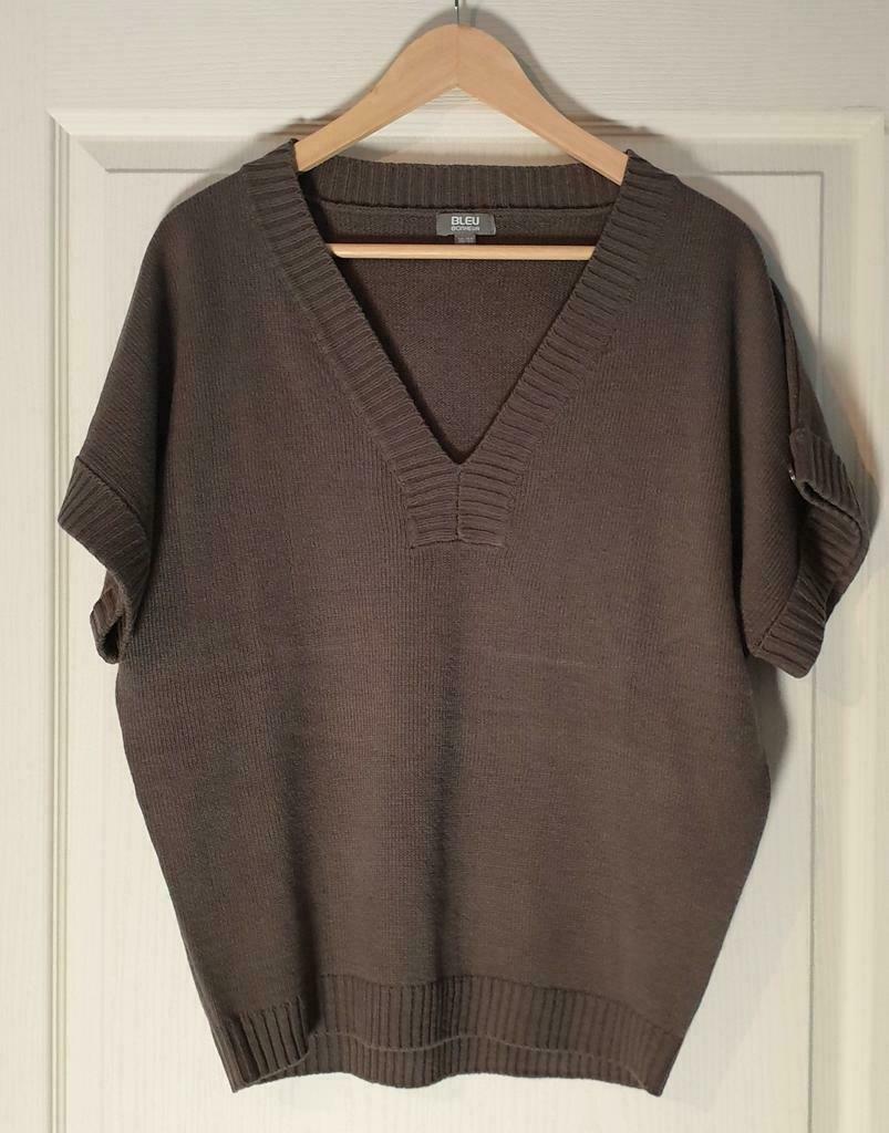Kaki trui, V-hals, Maat 38/40 (M), Overige kleuren, Zo goed als nieuw, Bleu Bonheur