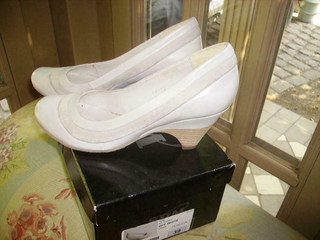 SPM spm damesschoenen 39, Kleding | Dames, Schoenen, Ophalen of Verzenden, Zo goed als nieuw, Pumps