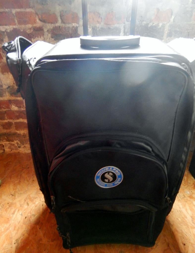 Sac de plongée SCUBA PRO en bon état général. 75x60x30 env., Enlèvement ou Envoi, Utilisé