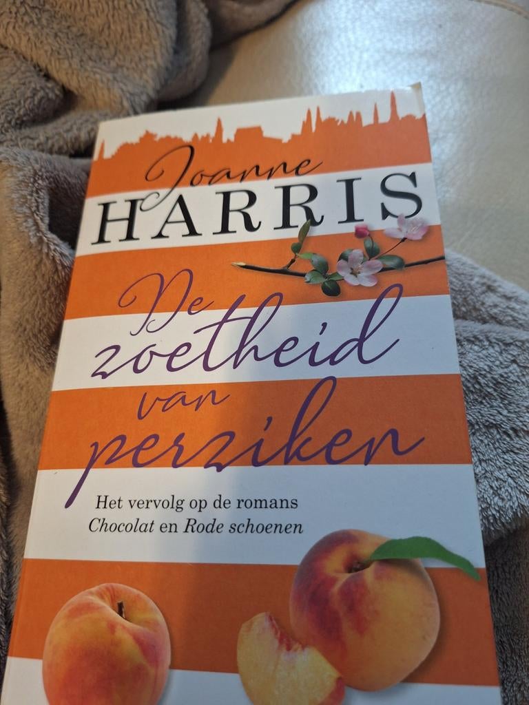 Joanne Harris - De zoetheid van perziken, Enlèvement ou Envoi, Joanne Harris