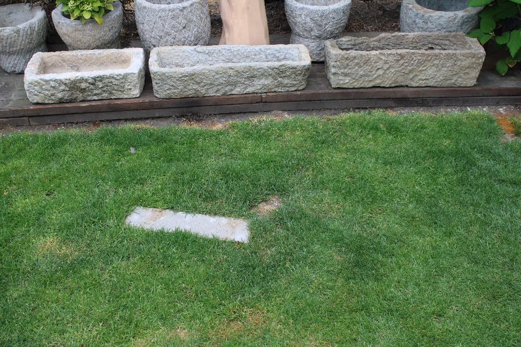 bac ou auge en pierre bleu , jardinière , grand choix !!, Moins de 30 cm, Pierre, Enlèvement, Utilisé