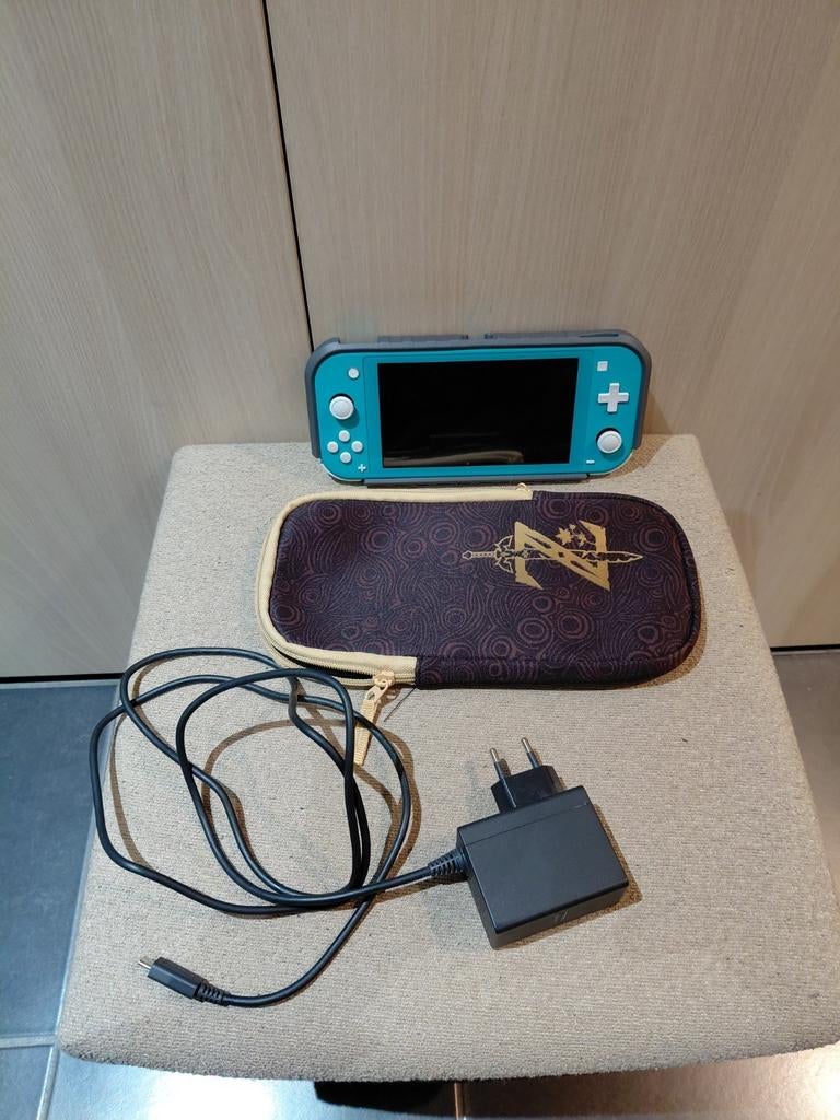 Switch lite turkoois, Consoles de jeu & Jeux vidéo, Consoles de jeu | Nintendo Switch Lite, Enlèvement, Comme neuf