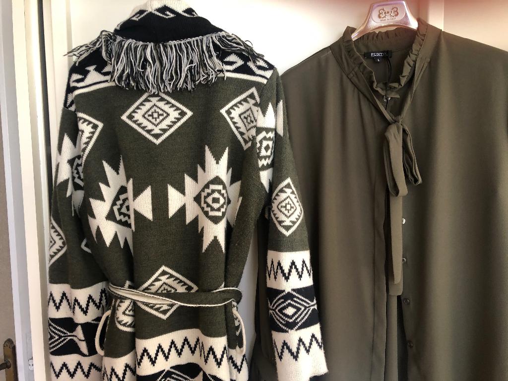 Pakketje nr 3 (Cardigan met hemd Punto), Kleding | Dames, Ophalen, Nieuw, Maat 38/40 (M)