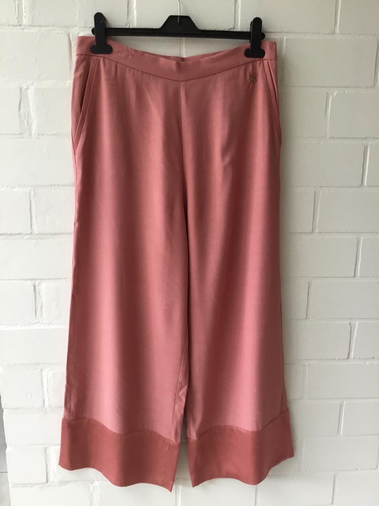 Pantalon SVNTY Anvers, Enlèvement ou Envoi, Comme neuf, Taille 38/40 (M), Rose