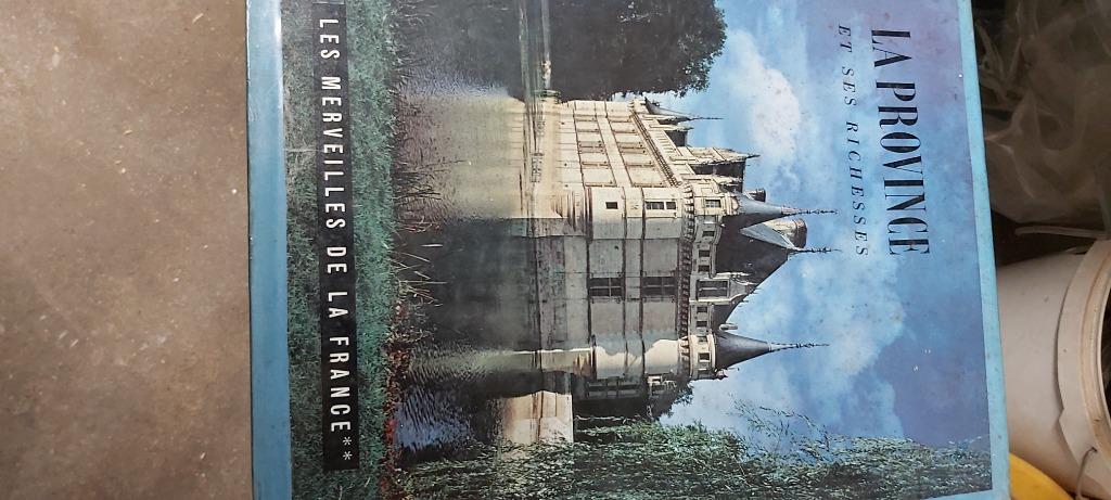 Kartonnen boek over Frankrijk, Collectif, Overige onderwerpen, Ophalen, Gelezen