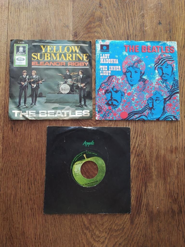 Vinyle 45T (7 pouces) The Beatles, CD & DVD, Vinyles | Rock, Utilisé, Autres genres, Autres formats, Enlèvement ou Envoi