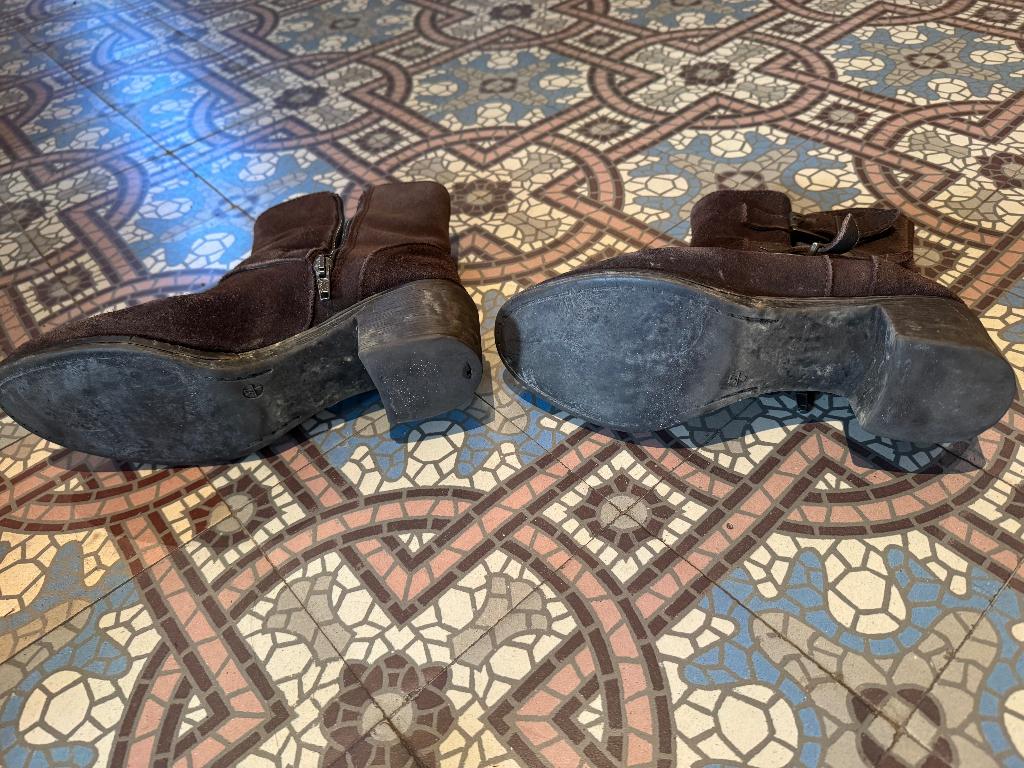 Bottes en daim à donner, Vêtements | Femmes, Sans marque, Brun, Enlèvement, Boots et Botinnes