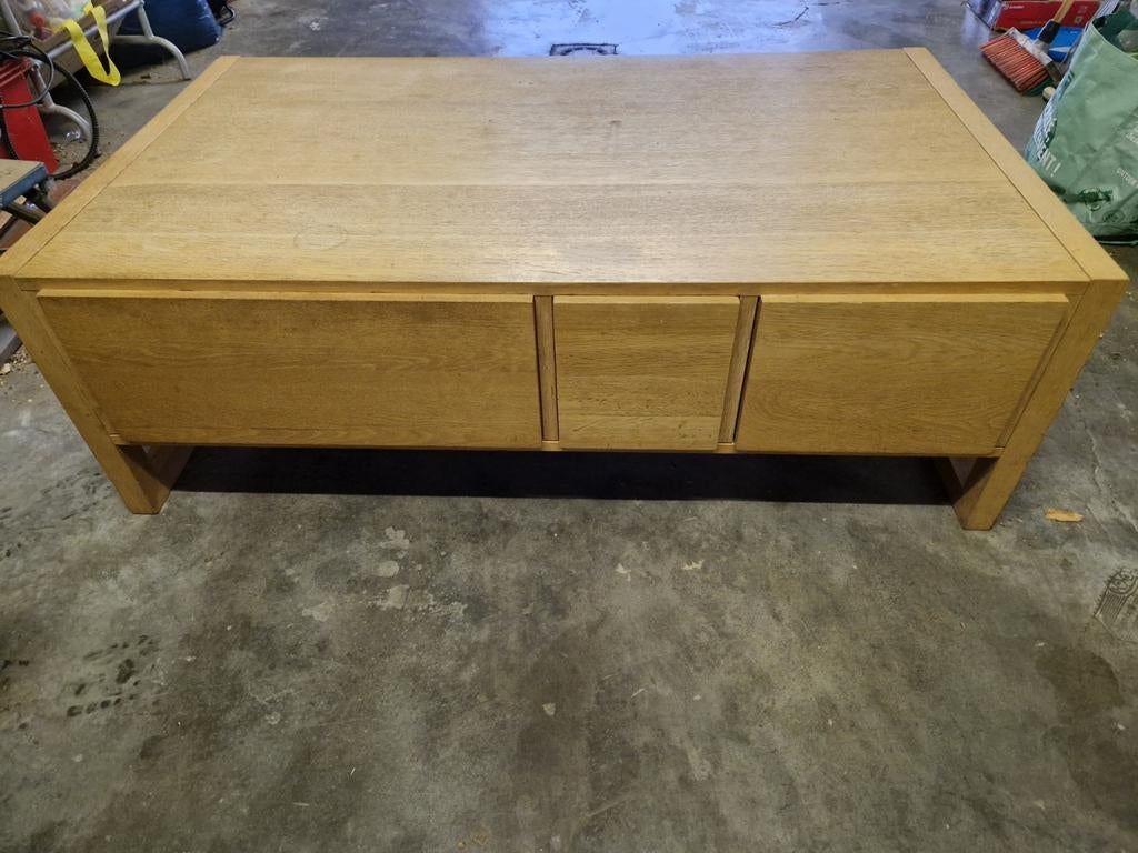 Table basse en bois de chez Habitat